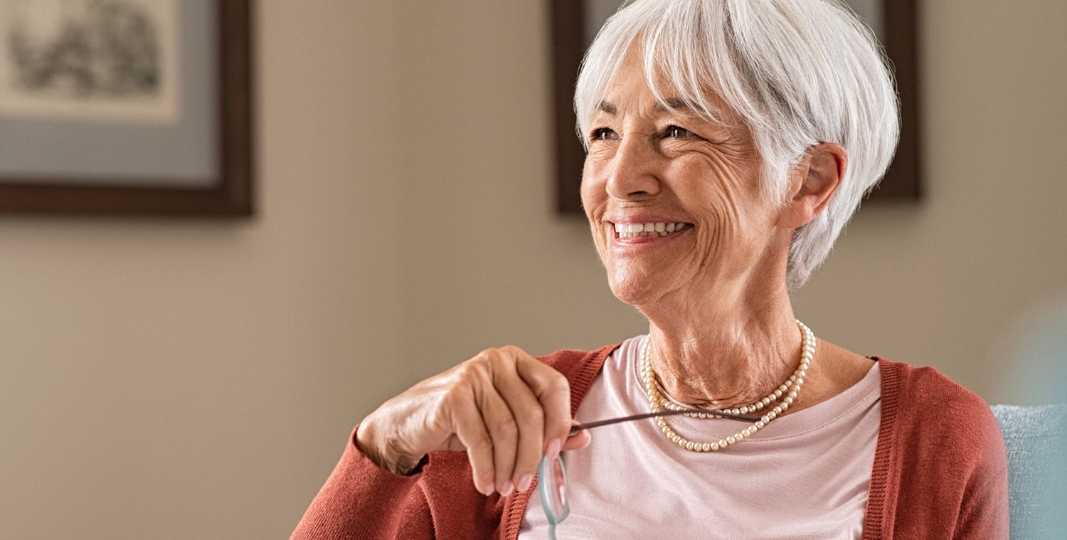 Old lady smiling after getting rid of Blepharitis - Eye-Press