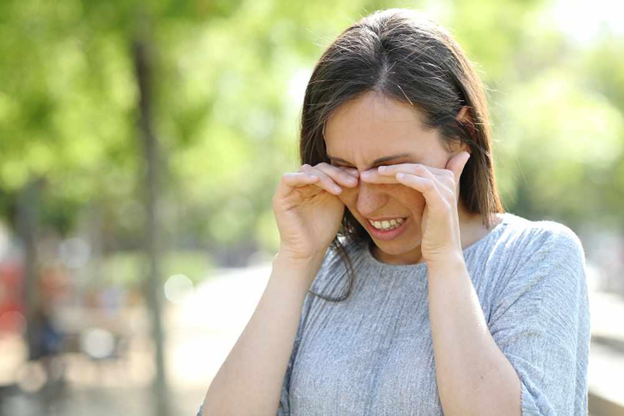 Dry Eye Treatment - Eye-Press